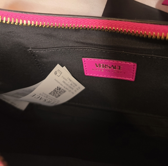 NEW Versace Medusa Quilted 2 Way Bag! - Picture 4 of 14